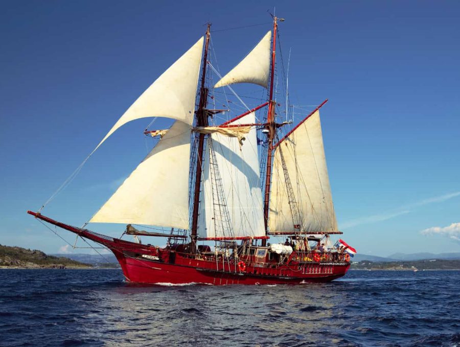 voilier-atyla-ponton-belem-nantes